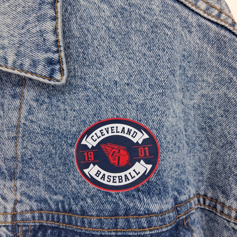 Women’s Light Blue Washed Denim Jacket with Patch - Picture 4 of 5